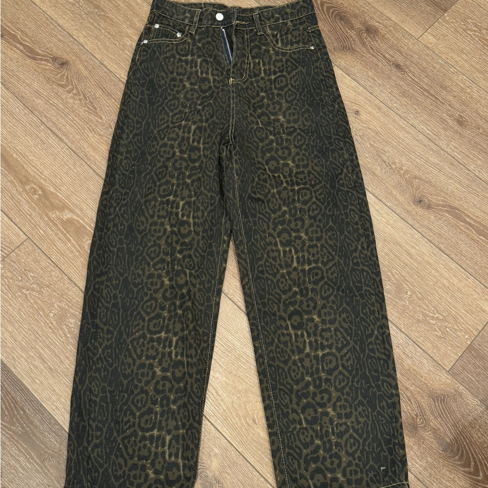 Leapord pants
